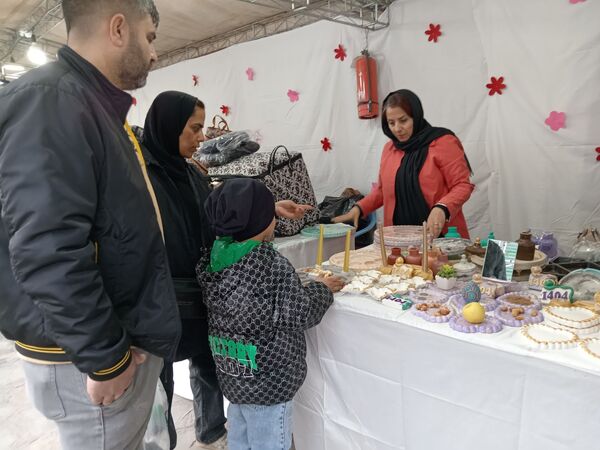 برگزاری نمایشگاه صنایع دستی در محله طلاب مشهد