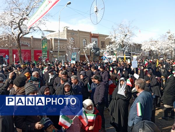 حماسه‌آفرینی مردم دیار عطار و خیام