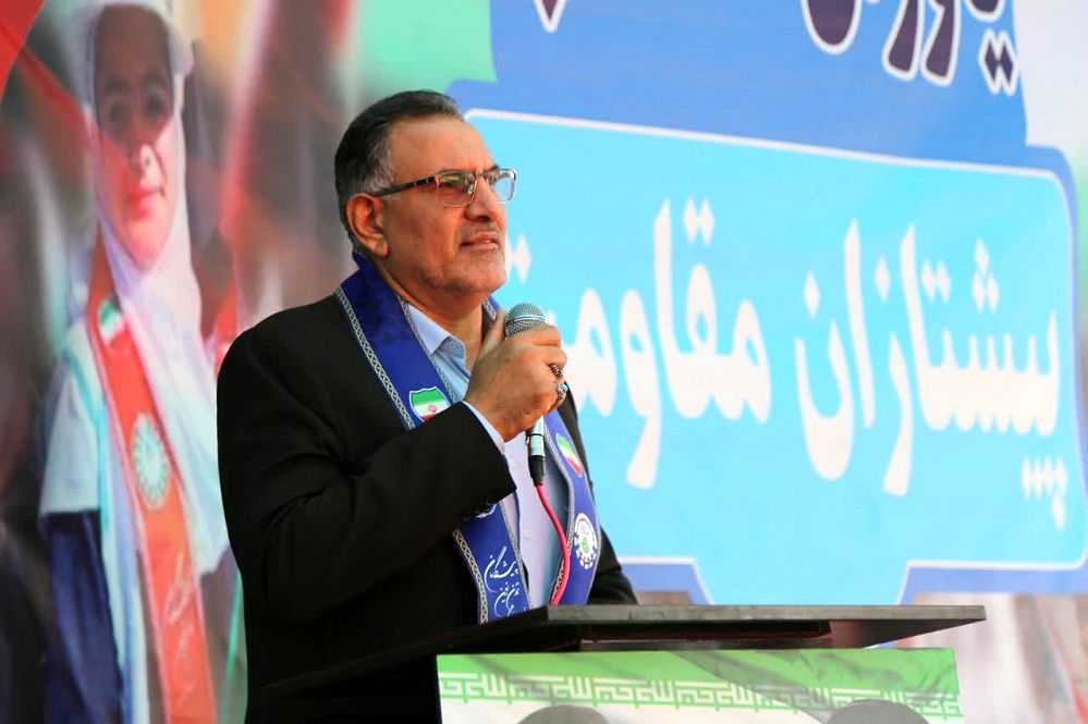 حتی یک وجب از خاک کشور پس از انقلاب از دست نرفته است