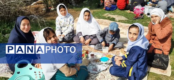 برنامه صبحانه سلام در مدرسه شهید معتمدی گز کوه