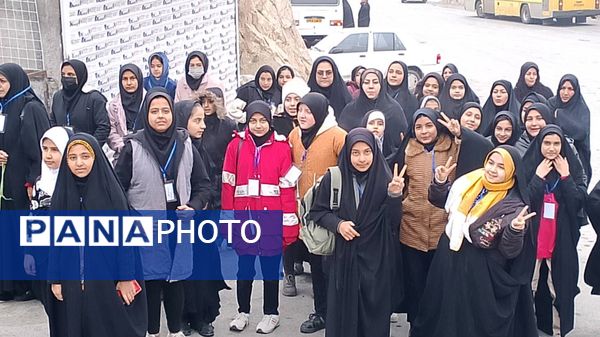 کاروان زیارتی دختران حضرت زهرا (س) در مشهد مقدس 