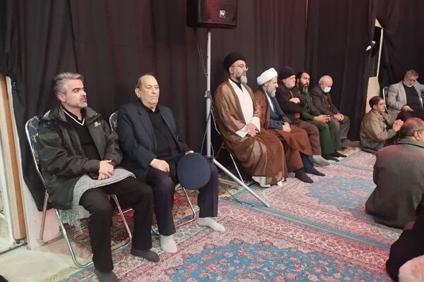 پیشوا در سوگ امامزاده جعفر (ع)؛ اجتماع عاشقان حضرت در حرم مطهر