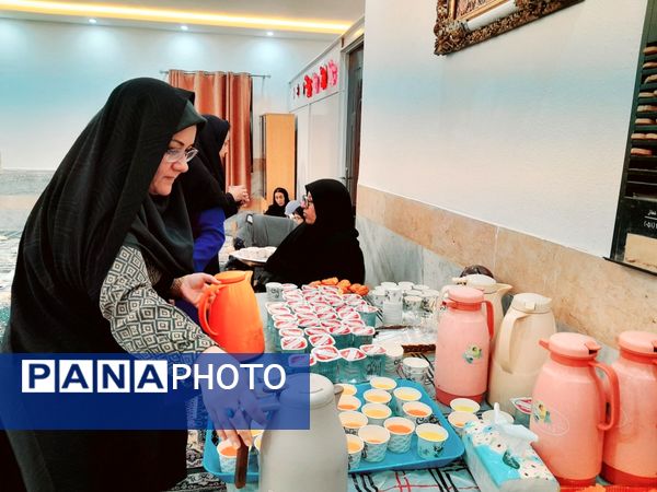 محفل انس با قرآن در دبستان دخترانه امید انقلاب بوشهر 