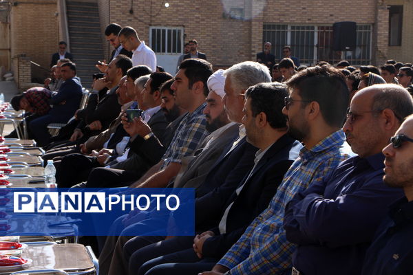 برگزاری آیین استانی «زنگ مهر و مهارت» در هنرستان انقلاب ناحیه یک یزد