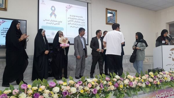  تجلیل از روز جهانی اوتیسم در مدرسه استثنایی باغچه‌بان کرج