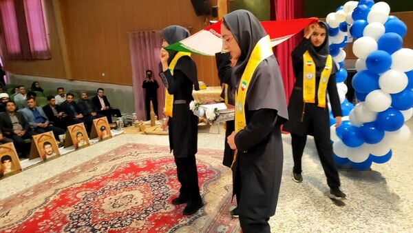 آئین پرطنین زنگ مهر و مقاومت در مدارس شهرستان خاتم 