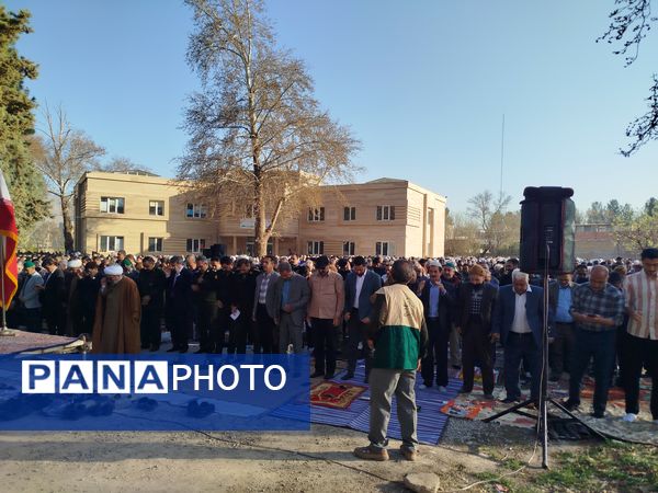 برگزاری نماز عید فطر در باغ ملی آشخانه