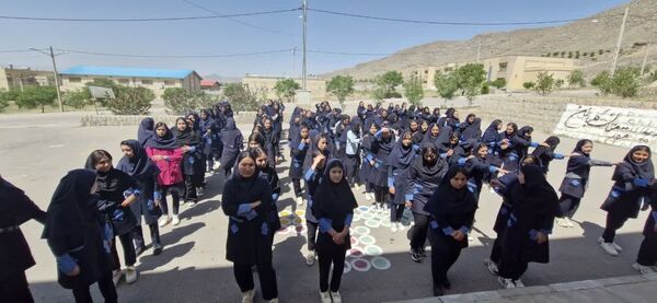 بازدید مسئولان آموزش و پرورش از مدارس سطح شهر سملقان به‌مناسبت هفته معلم