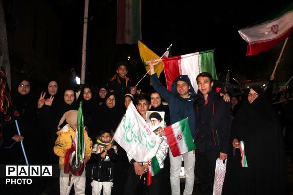 احیا در اولین شب قدر و هشتمین شب مراسم شهادت قائد امت آیت الله خامنه ای 