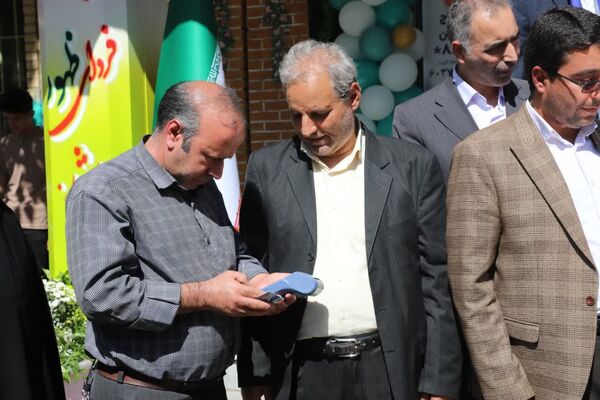 جشن عاطفه‌ها در دبیرستان ۱۳ آبان تبریز