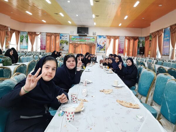اختتامیه دوره ارتقاء مهارت‌های رابطان مشاوره نواحی هفت‌گانه مشهد و تبادکان