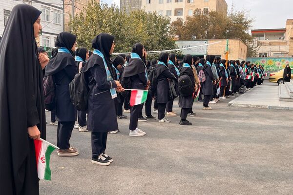 همایش تشکیلاتی "وطن یار" در دبیرستان ایثار