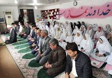 برگزاری جشن نماز و نواختن زنگ نماز در آموزشگاه شهید مطهری 