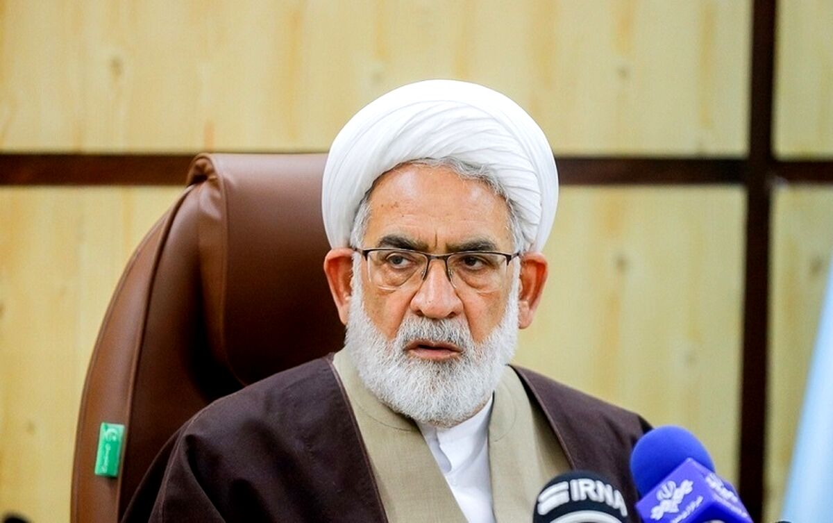 در فضای مجازی باید از ارزش‌های والای امت اسلامی دفاع کرد