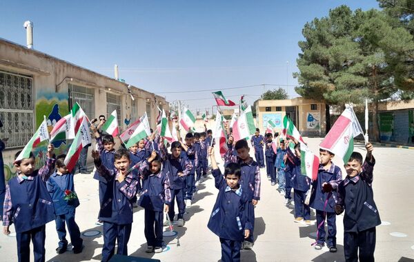 جشن شکوفه ها در مدارس خراسان شمالی