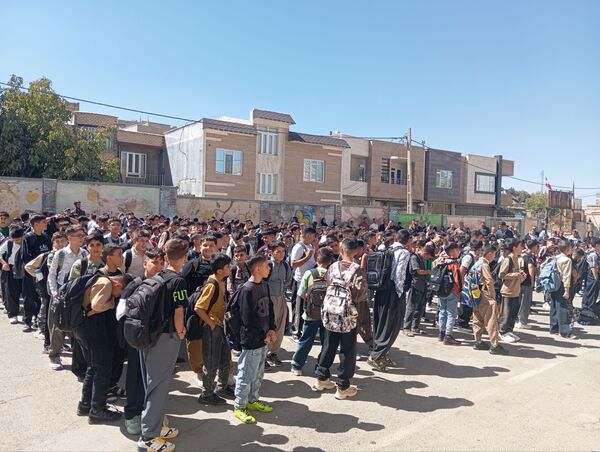 جشن پرشکوه آغاز سال تحصیلی جدید در مدرسه ابتدایی فتحیان بانه