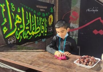 جلوه‌های عشق و ادب فاطمی در آموزشگاه صاحب الزمان میبد
