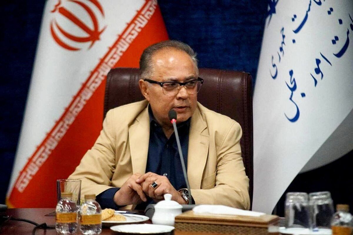 معاون پارلمانی رئیس جمهور: امیدواریم استیضاح رای نیاورد