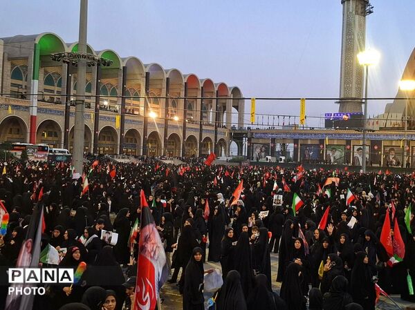 وداع با رهبر شهید؛ پیمان ابدی برای ادامه راه