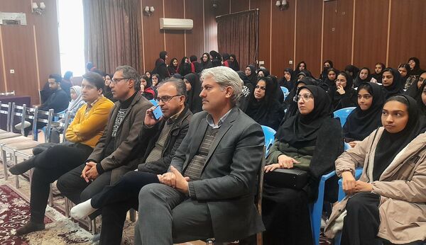 جوانان خلاق، ستاره‌های فردا