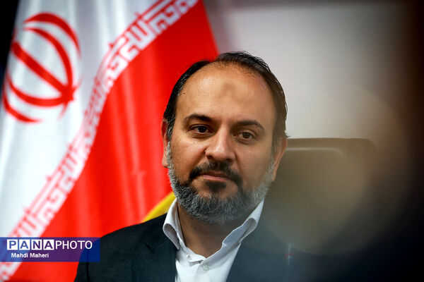وبینار هم‌افزایی و همکاری در اجرای مطلوب غربالگری دانش‌آموزان متوسطه