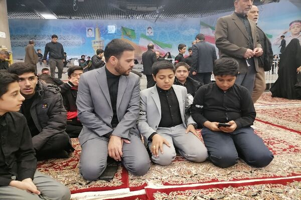 اجتماع عظیم صادقیون در مشهد