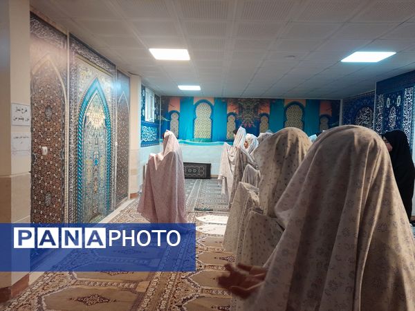 نواختن زنگ نماز با شعار «مِهر با مُهر» در مدارس شهرستان ملارد همزمان با آغاز سال تحصیلی