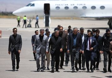 وزیر کشور پاکستان وارد مشهد شد