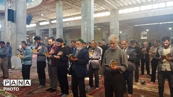 قرائت دعای استغاثه به امام زمان (ع) در مسجد جامع نیشابور 