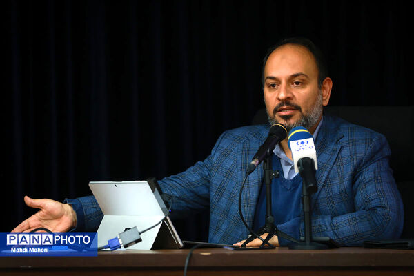جلسه شورای اداری معاونت پرورشی و فرهنگی