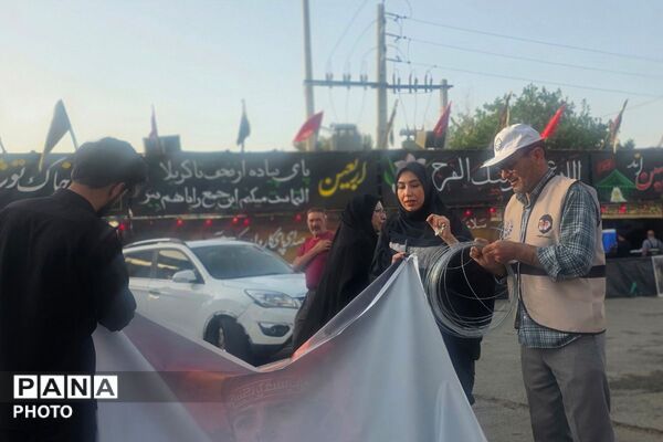 تمرینِ ایثار در مکتب حسینی؛ عملیات آماده‌سازی موکب سازمان دانش‌آموزی رباط‌کریم کلید خورد