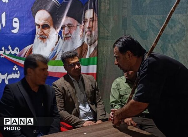 خروشی متحد مردم معمولان برای حمایت از نیروهای مسلح و مطالبه خونخواهی از آمریکا