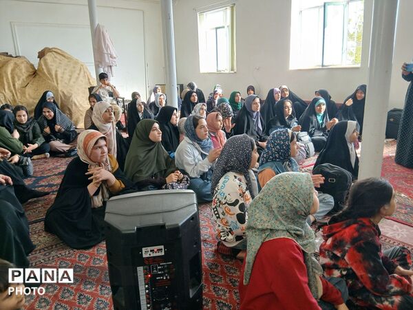 دورهمی دخترانه پاتوق زینبیون در روستای دربهشت 