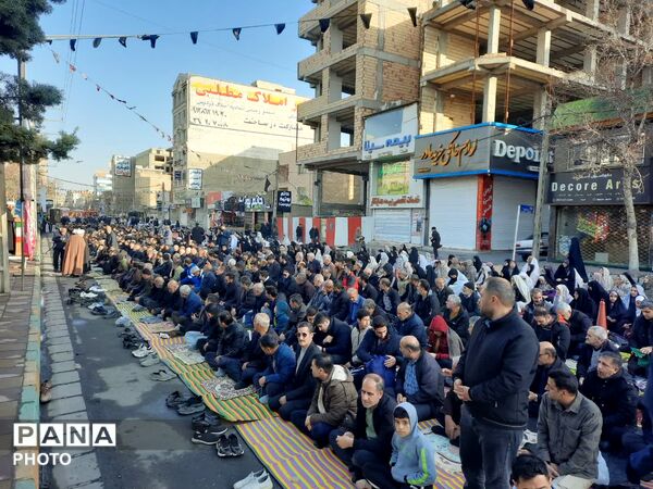 برپایی نماز عید سعید فطر در مشکین دشت  کرج 