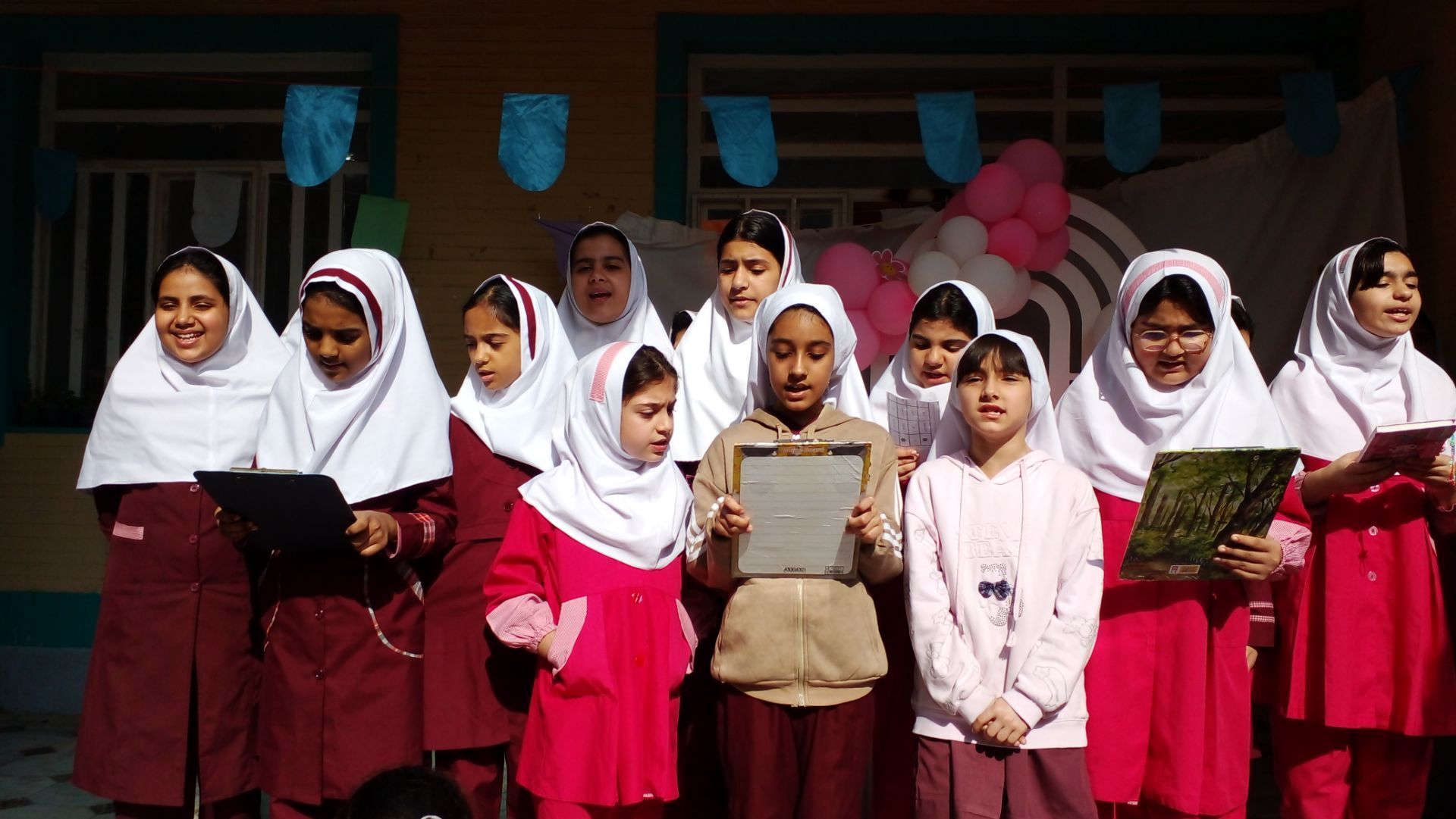 جشن نیمه‌شعبان در دبستان مریم؛ تجلی شادی، خلاقیت و ارادت به امام زمان(عج)