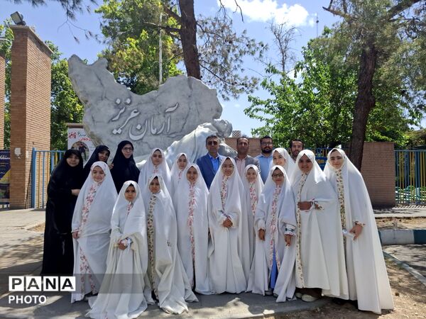 طنین اندازی سرود دختران میقات در مقتل شهید آرمان علی وردی