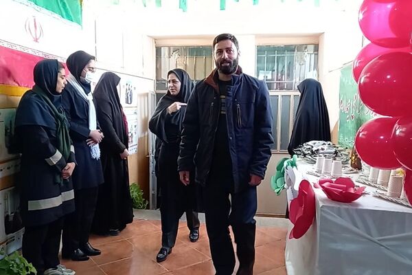 اجرای طرح ملی مدرسهٔ انقلاب در دبیرستان شهدای محراب شهرستان قرچک 