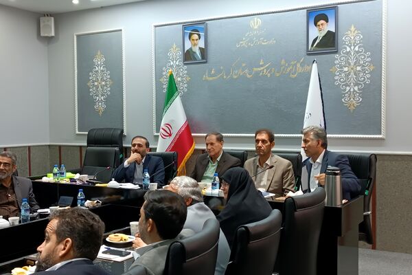برگزاری نشست ستاد راهبری نماد و بازدید از مدارس