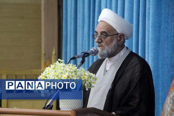 رونمایی کتاب «صبحی که در راه است» 