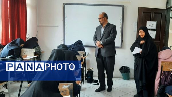 بازدید سرپرست آموزش و پرورش قوچان از روند برگزاری امتحانات شبه نهایی کشوری