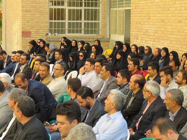 تقدیر از کارکنان‌ اداره‌کل آموزش و پرورش خراسان شمالی 