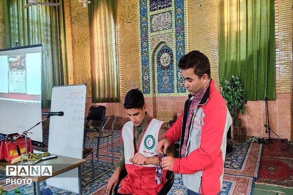  کارگاه آموزشی کمک‌های اولیه و امداد و نجات در شهر بار نیشابور