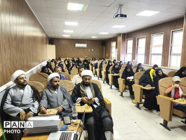 تجلیل از مربیان قرآنی در اختتامیه برنامه اوقات فراغت تابستانی سندرک