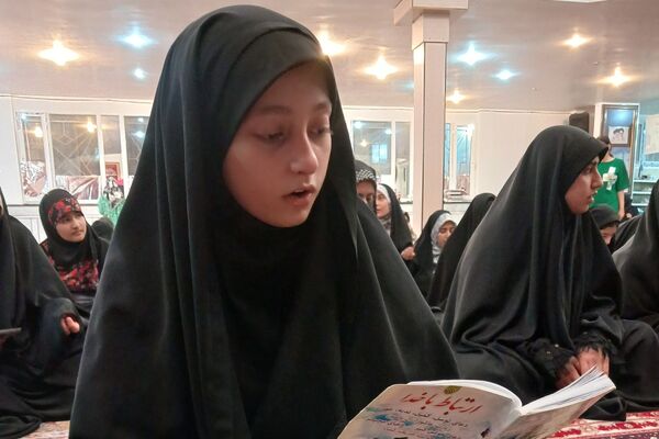 اعتکاف دانش‌آموزی در شهرستان اسلام آباد غرب 