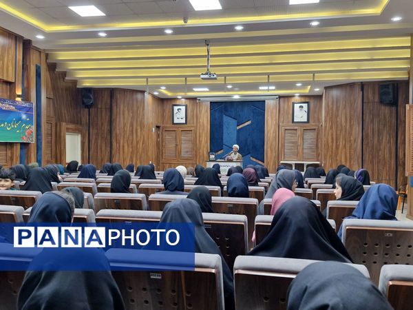 دوره توانمند‌سازی مربیان کودکستان‌ها 