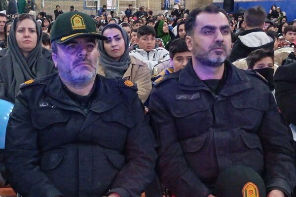 جشن باشکوه ایام الله دهه فجر در بهارستان‌دو