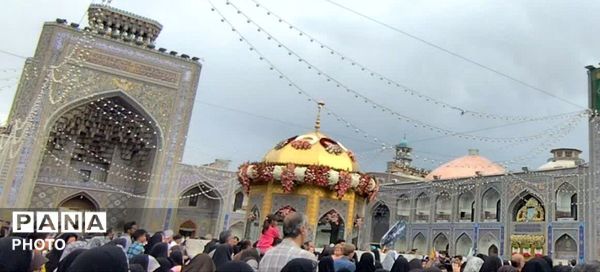 تجلیِ عشق و وفاداری؛ تلاطمِ جمعیت در میثاق با امام رضا (ع)