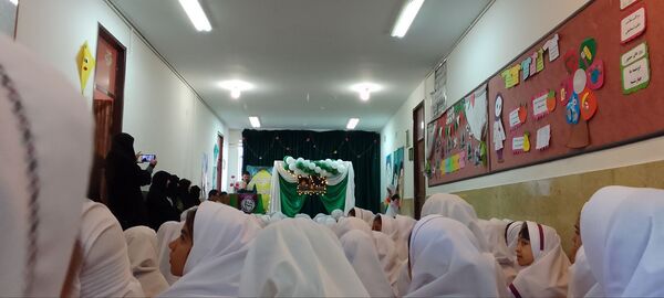 خادمیاران رضوی در دبستان بوستان بن 