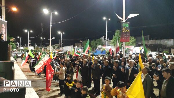 معمولان در شب چهل و چهارم، چراغ انقلاب را روشن کردند