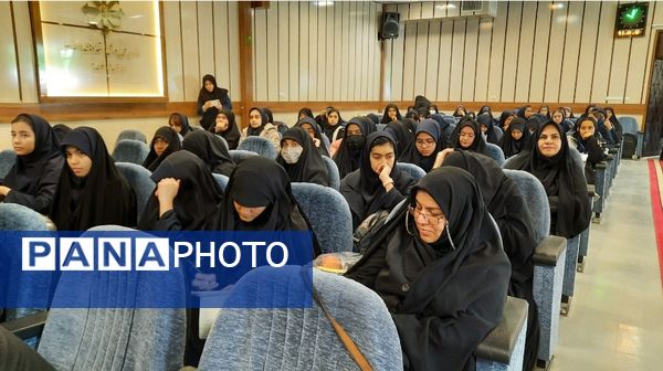 اولین نشست روسای تشکل‌های دانش‌آموزی مدارس سمپاد استان در دبیرستان فرزانگان ۲دوره دوم ناحیه۷ مشهد 